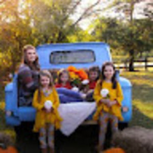 Meet your Posher, Melissa